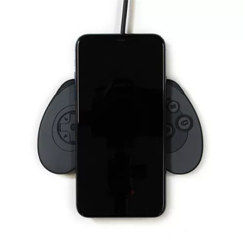 NUMSKULL SEGA Saturn Kontroller 10W Vezeték Nélküli Töltőpad